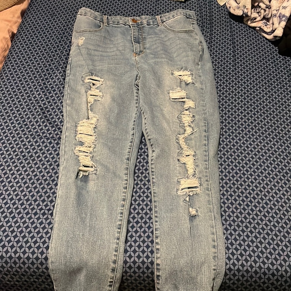 Rip jeans